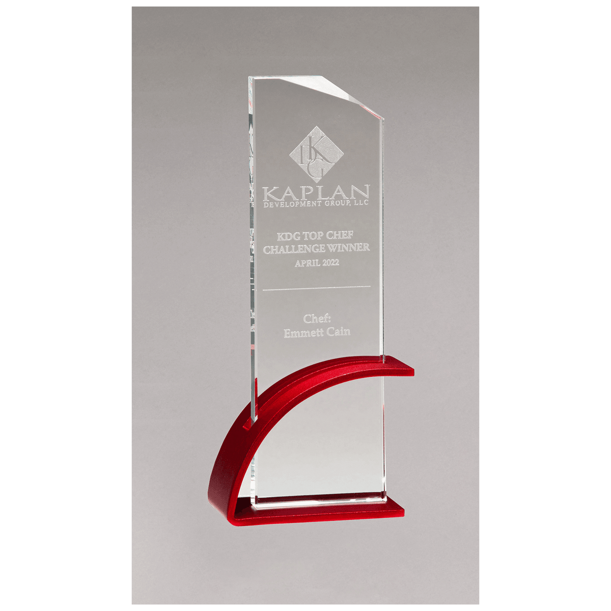 Red Contemporary Clear 3 7/8" x 10 1/8" x 1/2" Thick Glass Award, Arched Base with Matte Metallic Finish